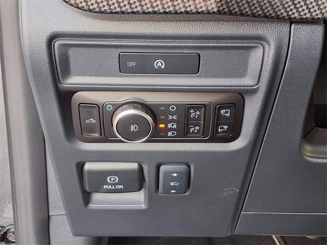 New 2025 Ford F150 Lariat w/ Equipment Group 501A Mid image 11