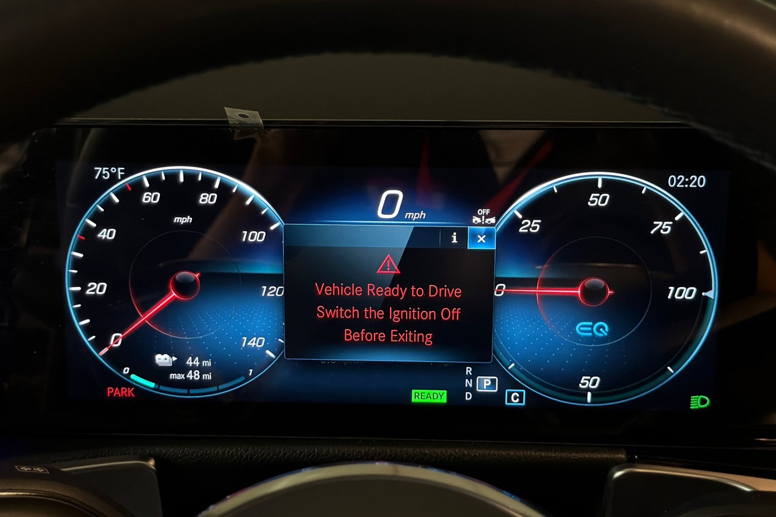 Used 2023 Mercedes-Benz EQB 300 4MATIC image 24