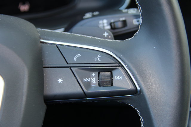 Used 2024 Audi Q8 Premium Plus AWD/4WD image 19