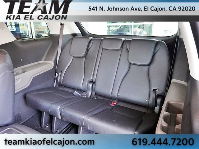 Certified 2025 Kia Carnival EX FWD image 18