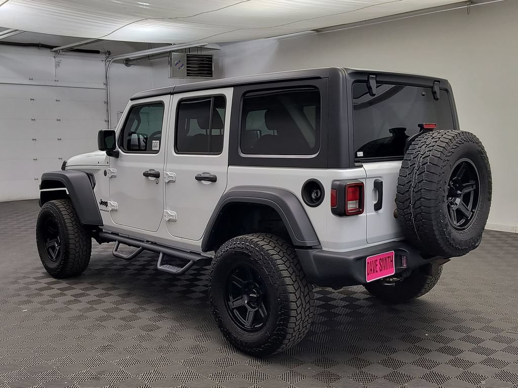 Used 2026 Jeep Wrangler Unlimited Sport AWD/4WD image 3