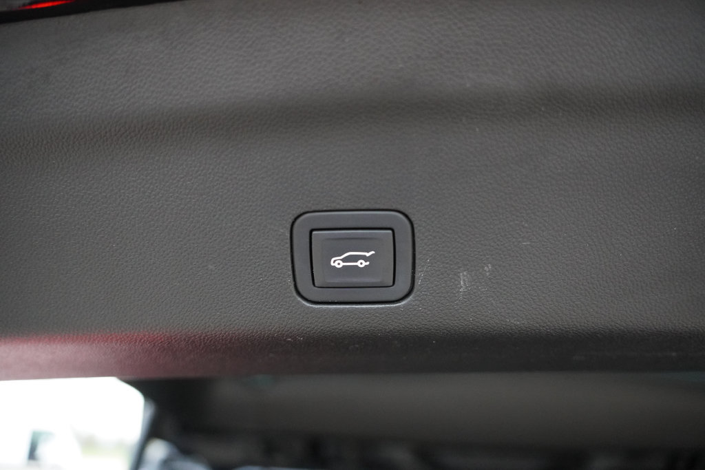 Certified 2024 Chevrolet Tahoe LT AWD/4WD image 24