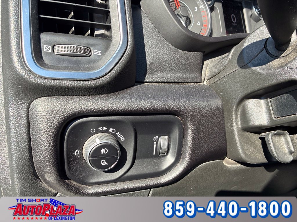 Used 2025 RAM 2500 Big Horn AWD/4WD image 26