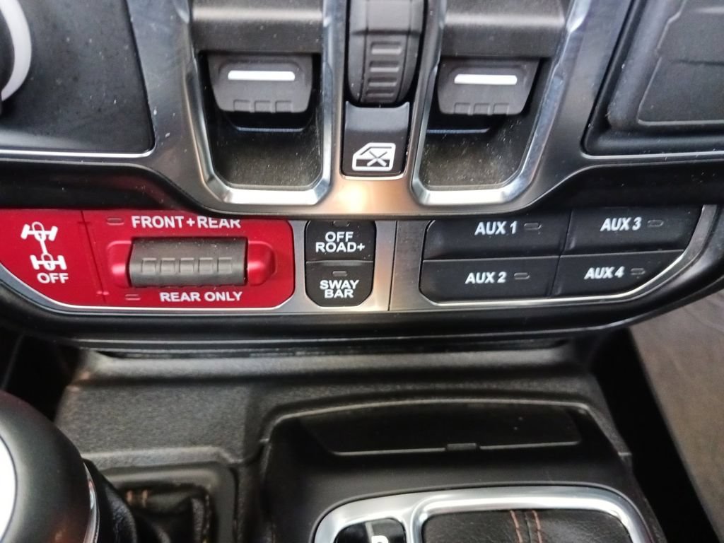 Used 2022 Jeep Wrangler Unlimited Rubicon AWD/4WD image 24