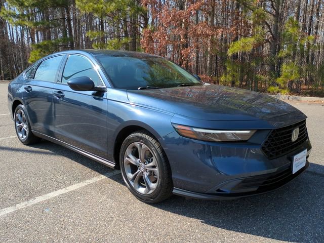 Used 2024 Honda Accord EX image 2