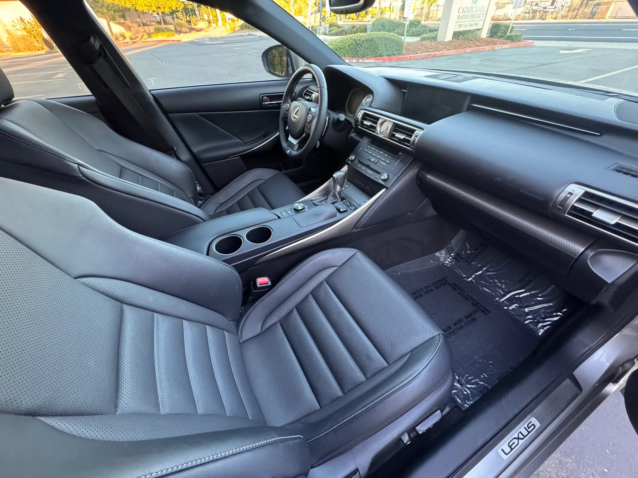 Used 2015 Lexus IS 250 w/ F-Sport Package RWD image 12