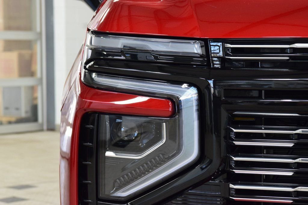 New 2026 Chevrolet Suburban High Country AWD/4WD image 12