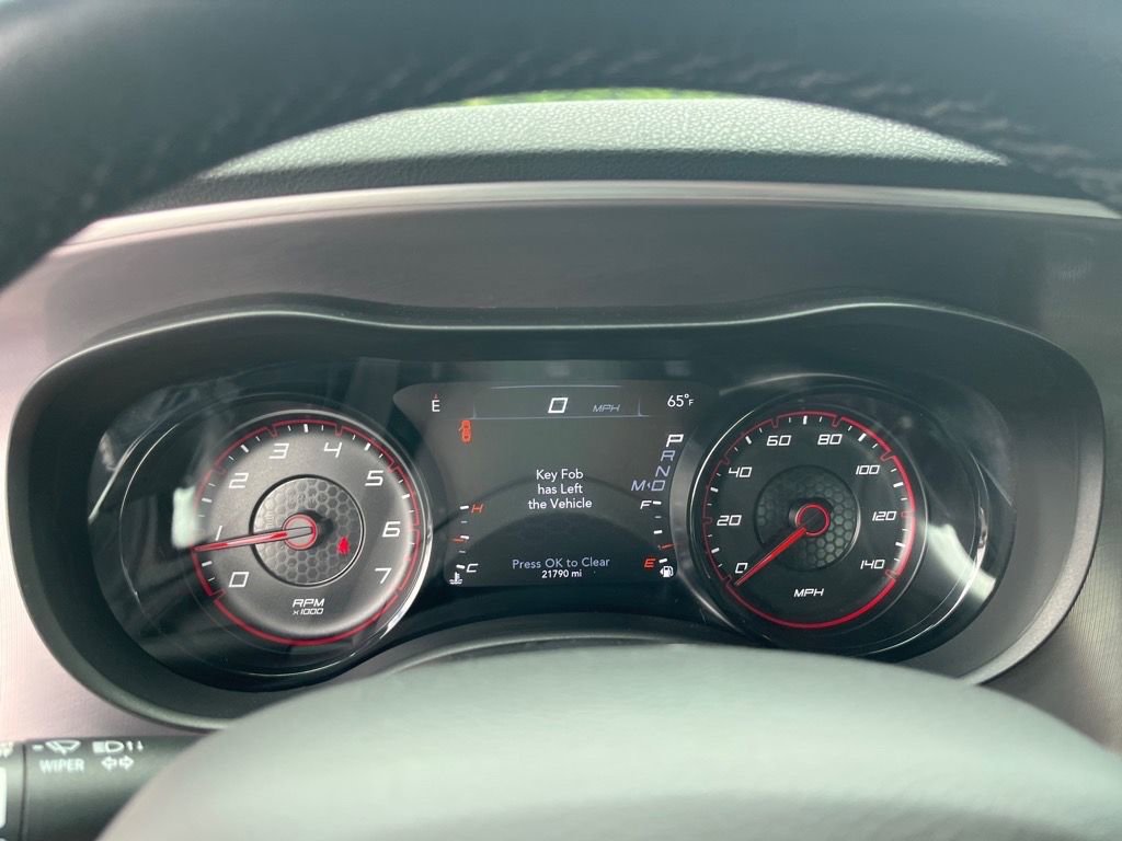 Used 2022 Dodge Charger SXT w/ Driver Convenience Group image 24