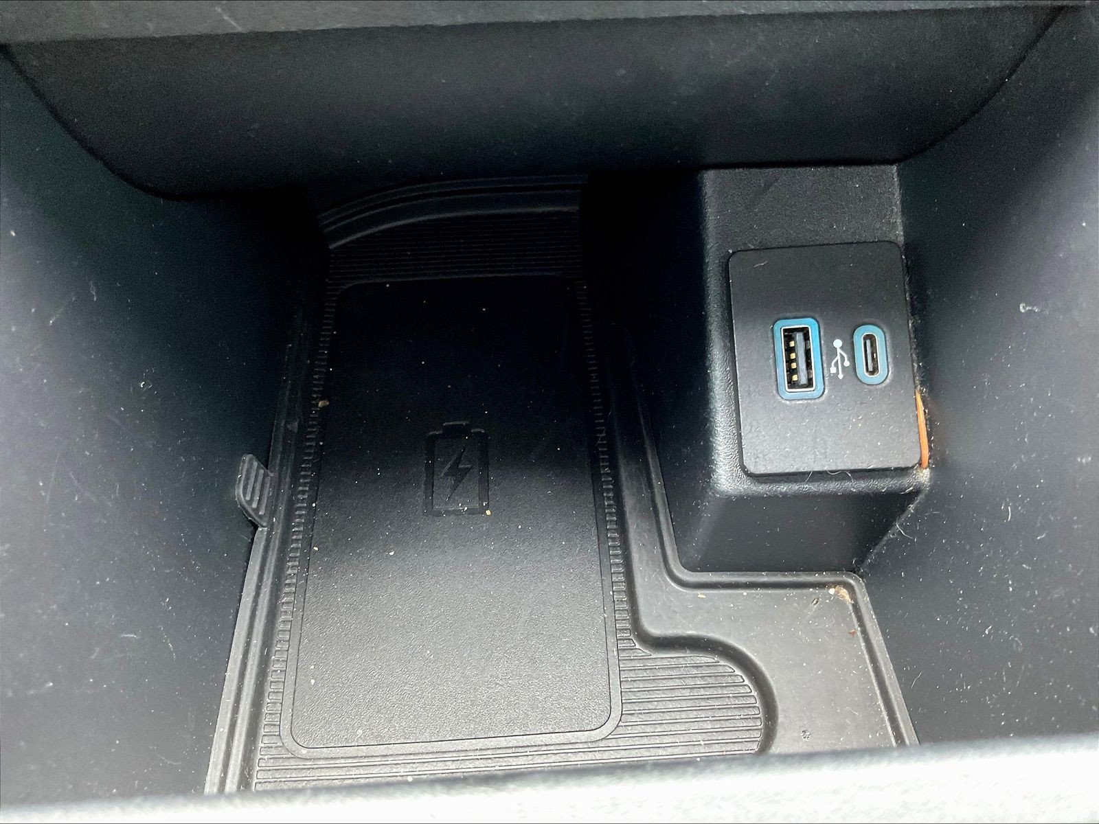Used 2021 Ford Edge ST w/ Equipment Group 401A AWD/4WD image 19
