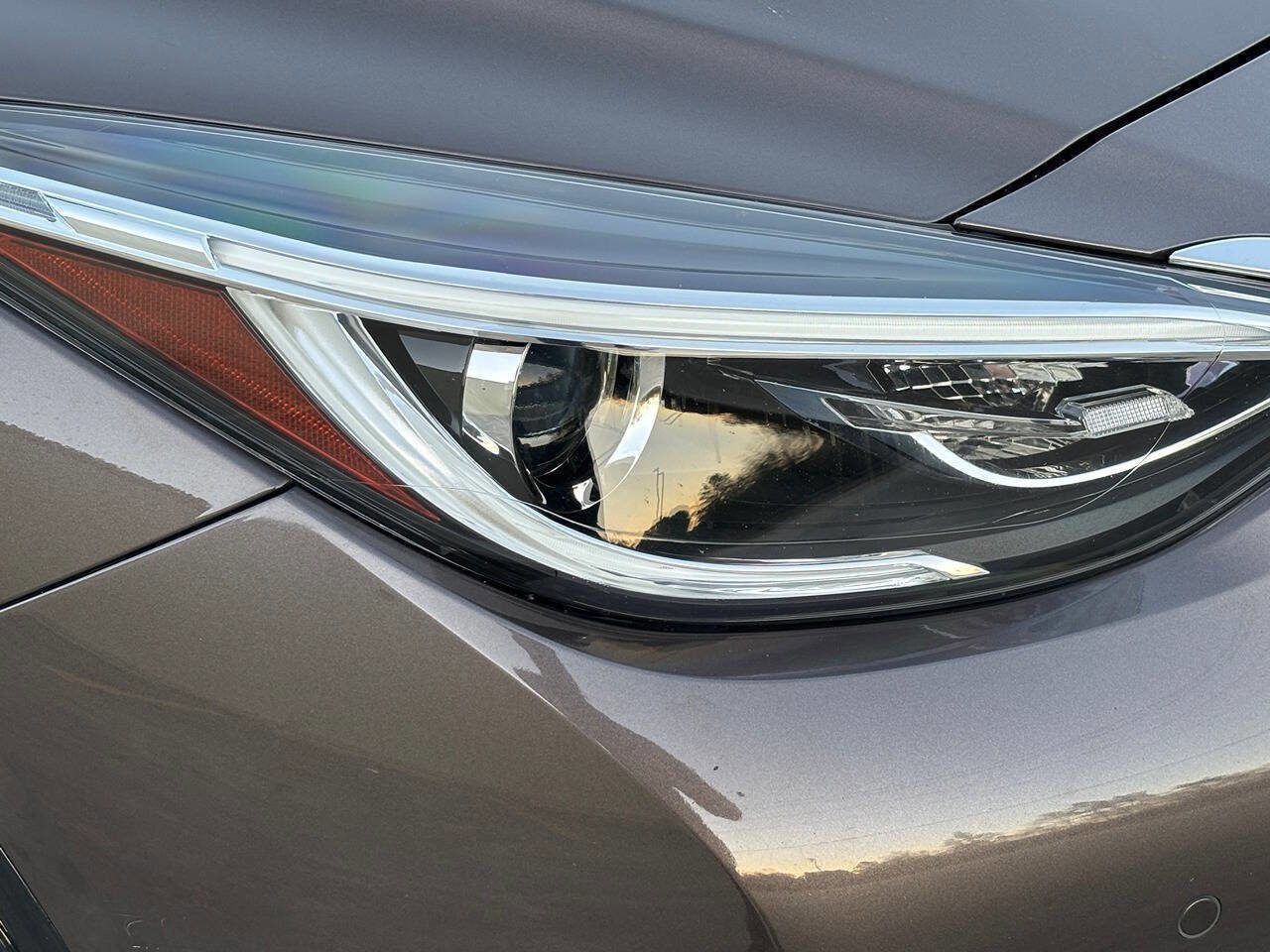 Used 2019 INFINITI QX30 w/ Navigation Package image 35