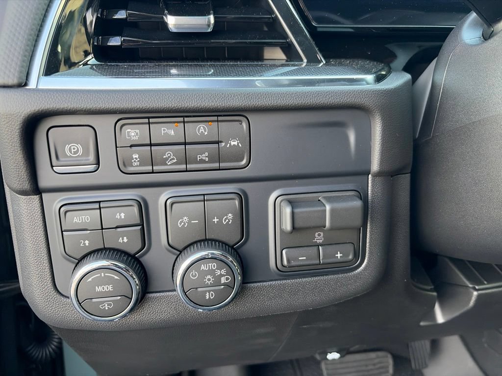 New 2026 Chevrolet Tahoe RST AWD/4WD image 16