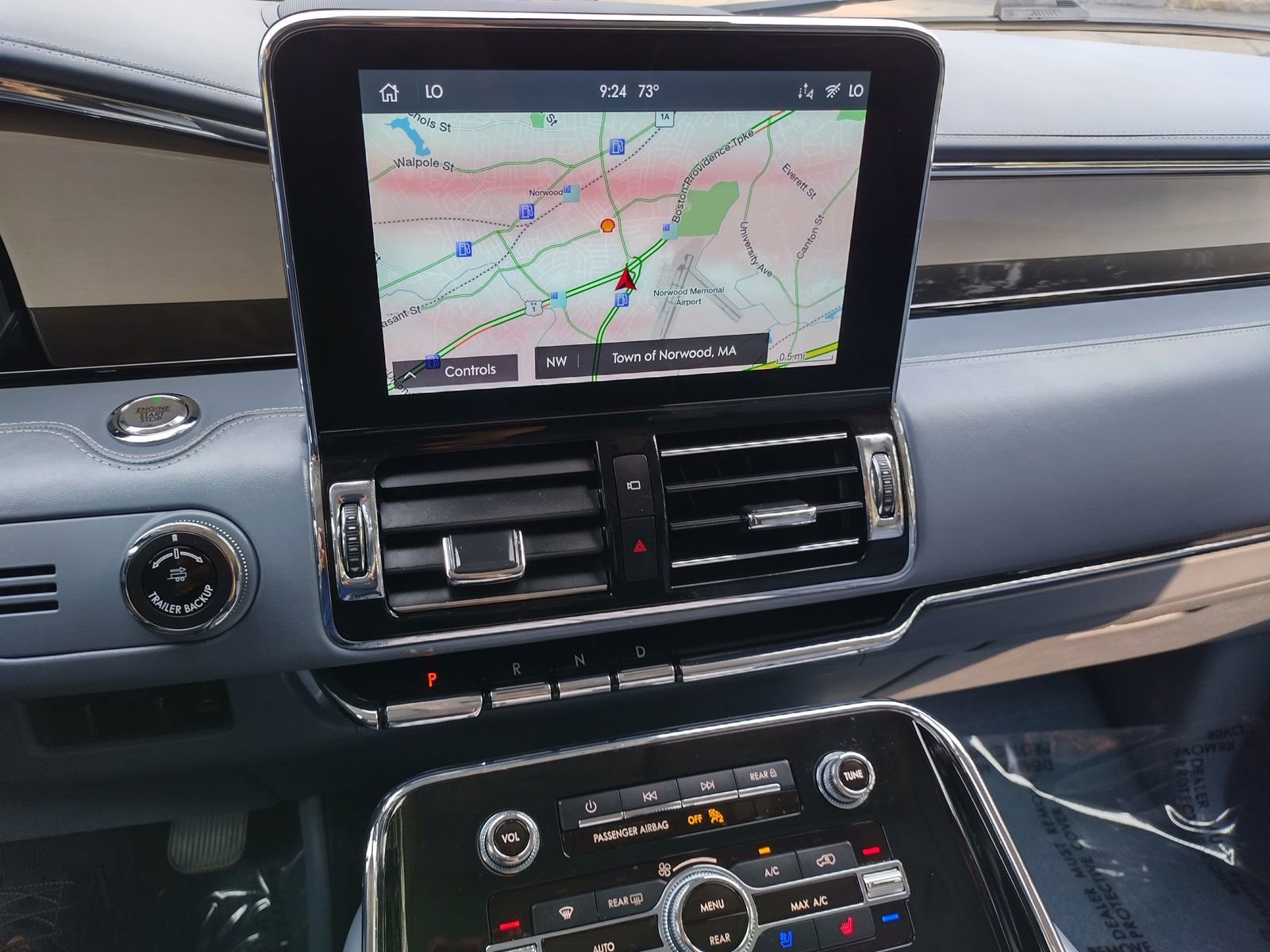 Used 2021 Lincoln Navigator Black Label w/ Cargo Convenience Package image 14