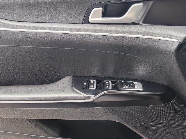 Used 2021 Kia K5 LXS FWD image 24