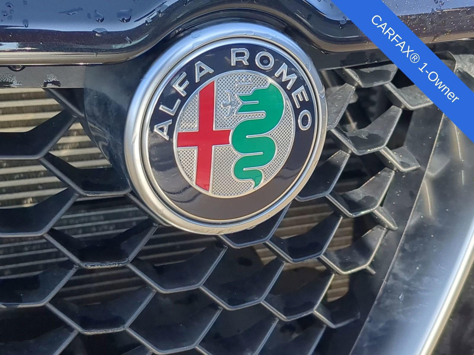 Used 2023 Alfa Romeo Stelvio Ti image 13