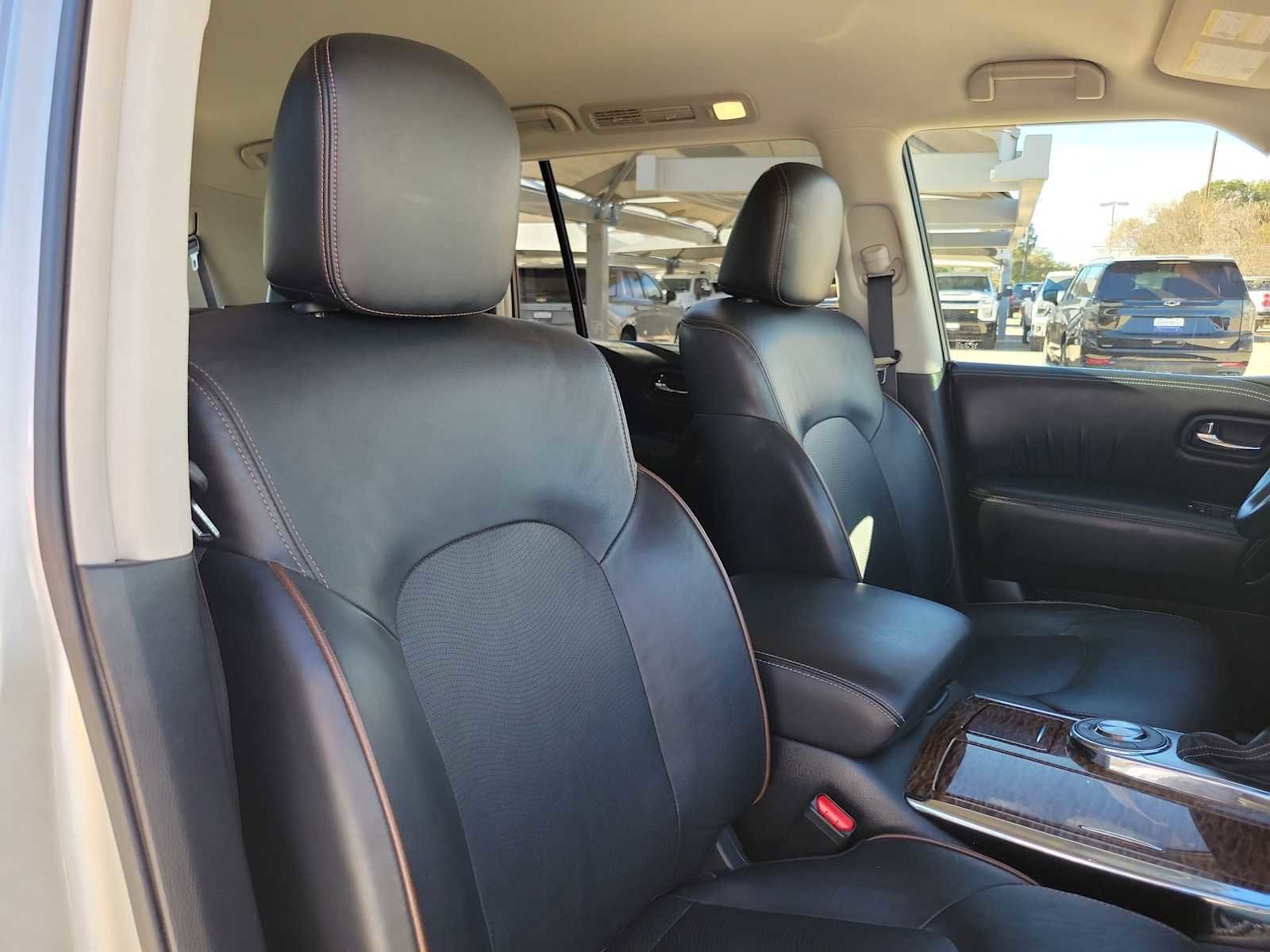 Used 2020 Nissan Armada SL image 14