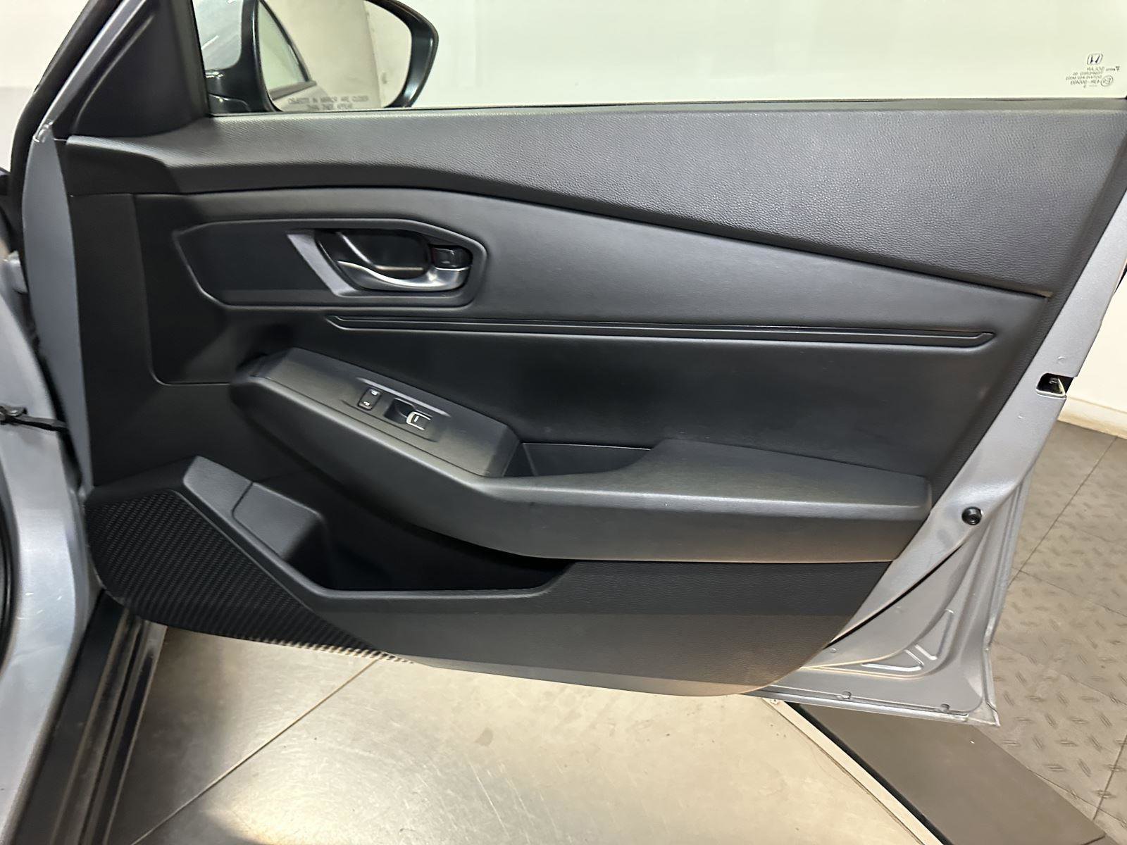 Certified 2023 Honda Accord EX image 37