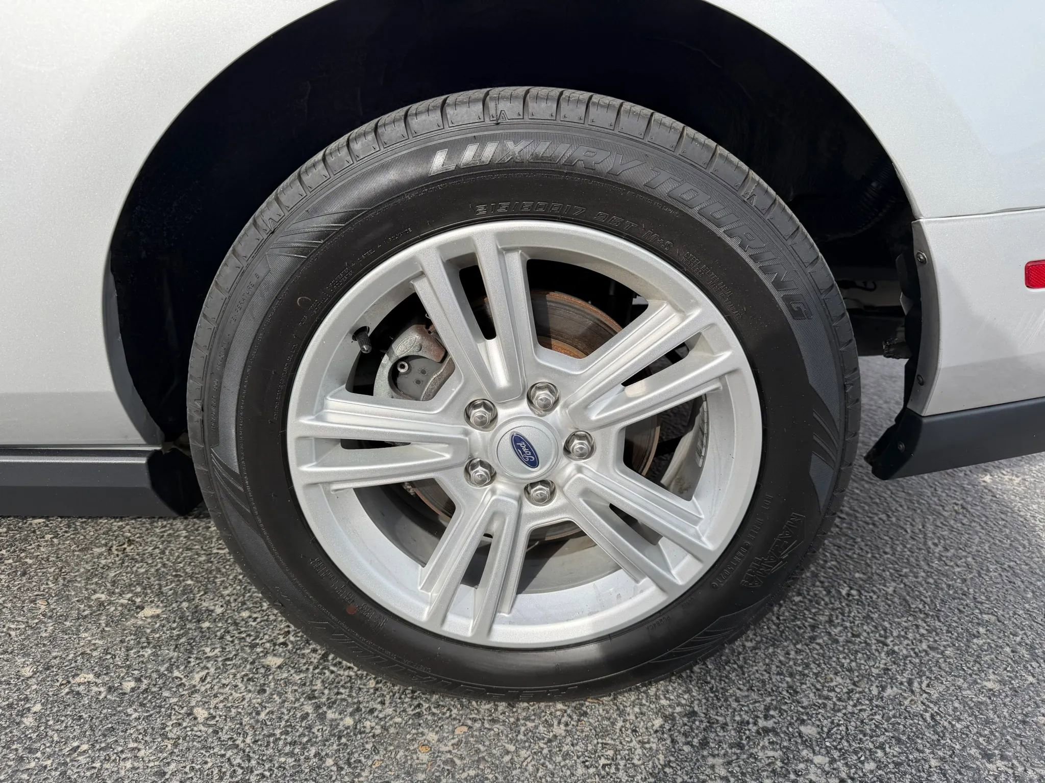 Used 2010 Ford Mustang Convertible RWD image 19