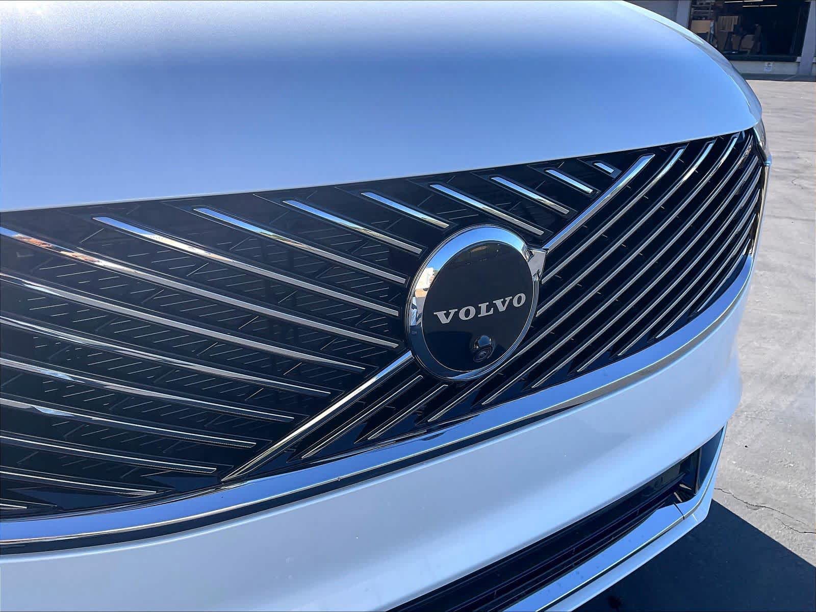 New 2027 Volvo XC90 B6 Ultra AWD/4WD image 34