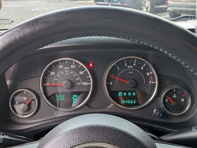 Used 2012 Jeep Wrangler Unlimited Sport image 26