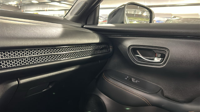 Used 2023 Honda HR-V Sport image 19