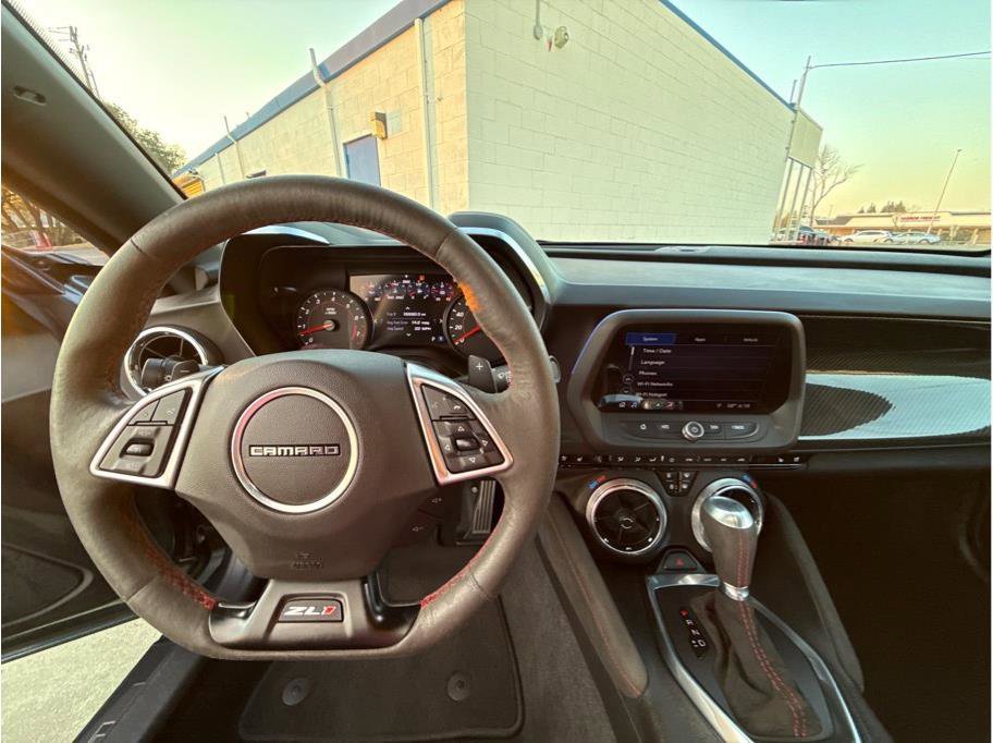 Used 2019 Chevrolet Camaro ZL1 image 25