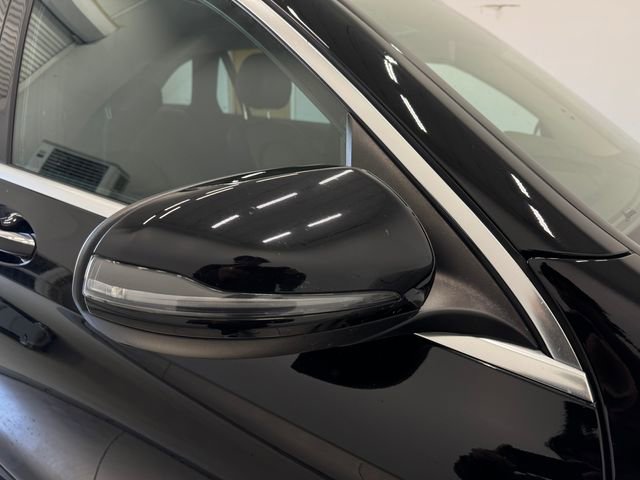 Used 2022 Mercedes-Benz GLC 300 image 35