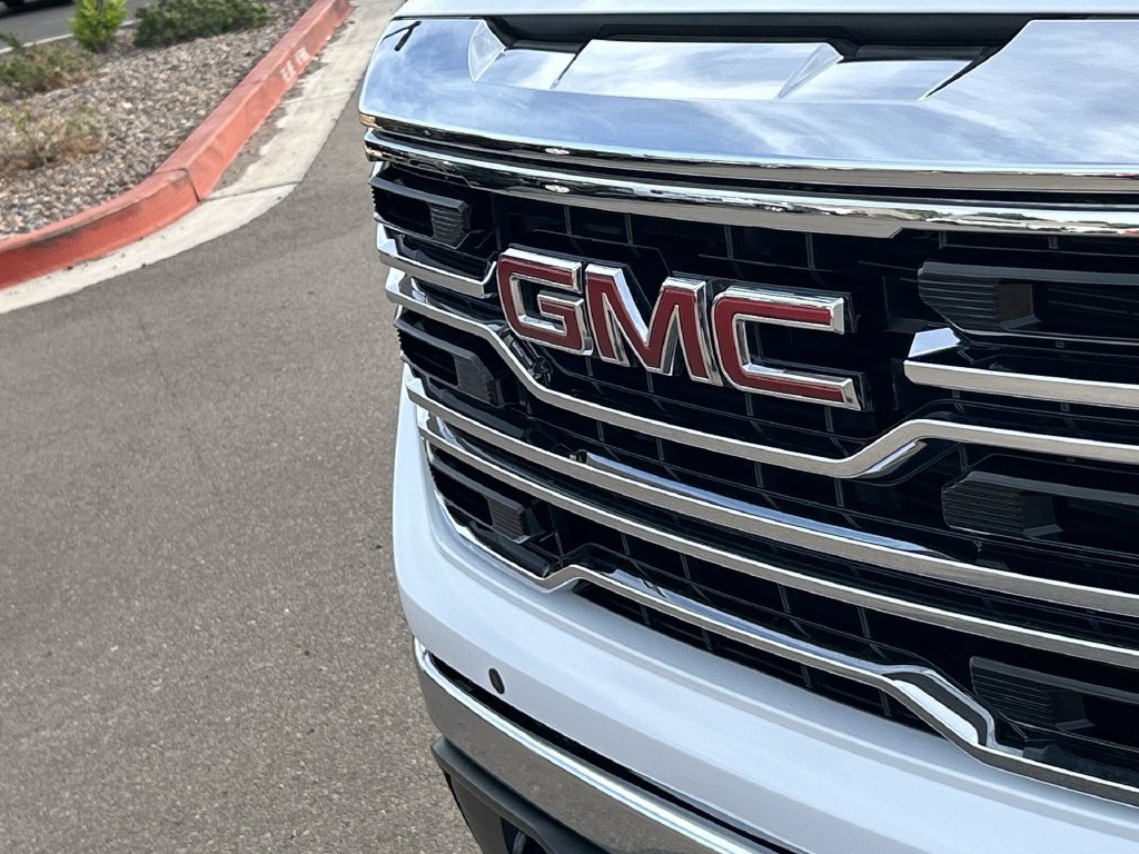 Used 2024 GMC Sierra 1500 SLT w/ SLT Premium Package AWD/4WD image 30