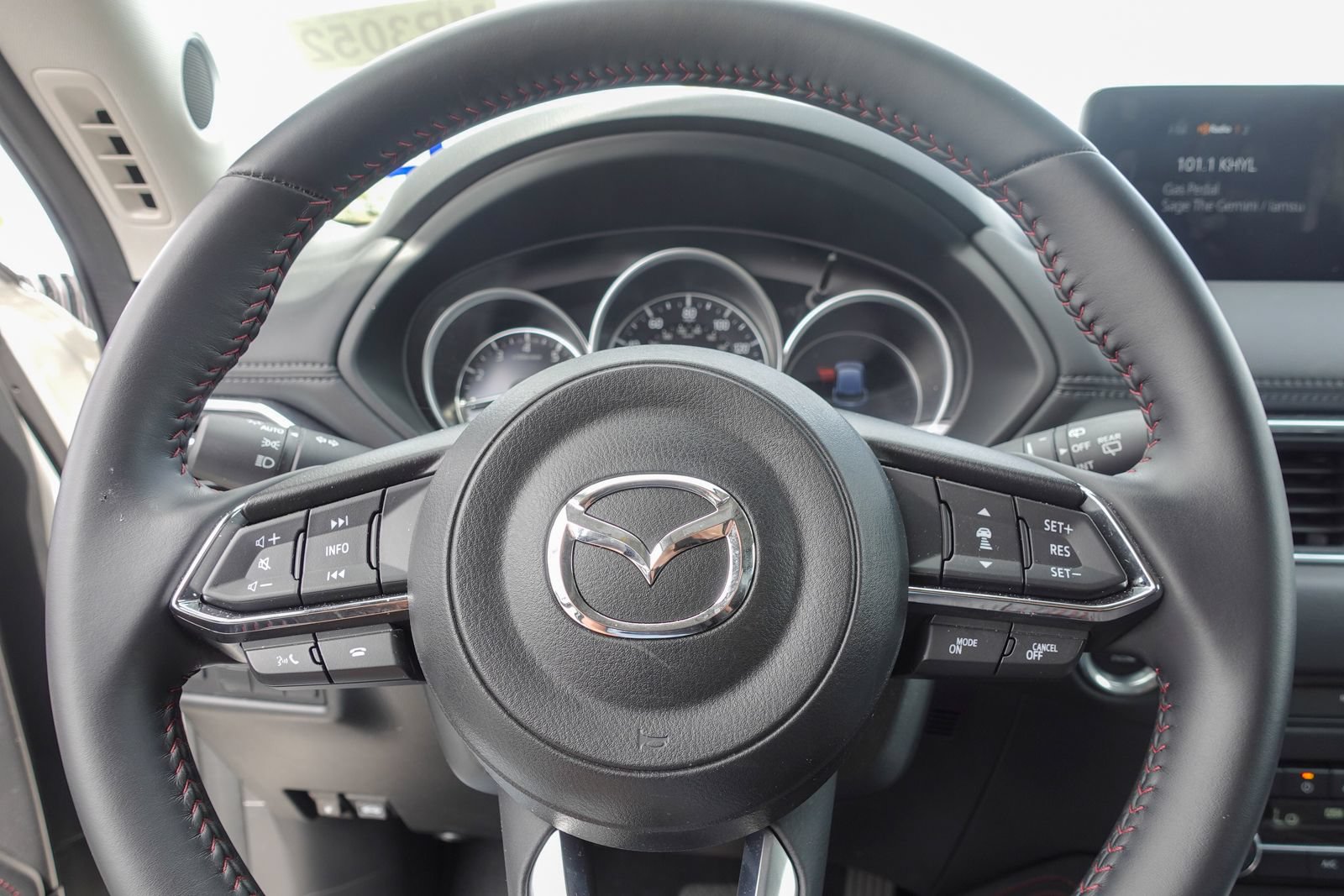 Certified 2025 MAZDA CX-5 Carbon Edition AWD/4WD image 19
