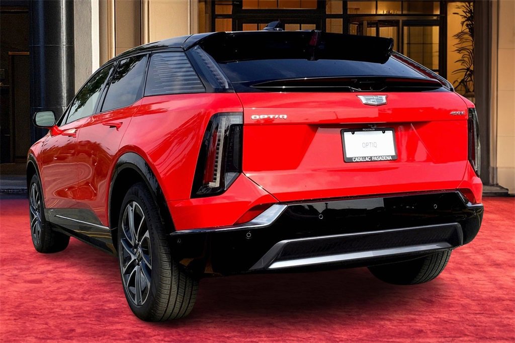New 2026 Cadillac Optiq Sport 1 image 4