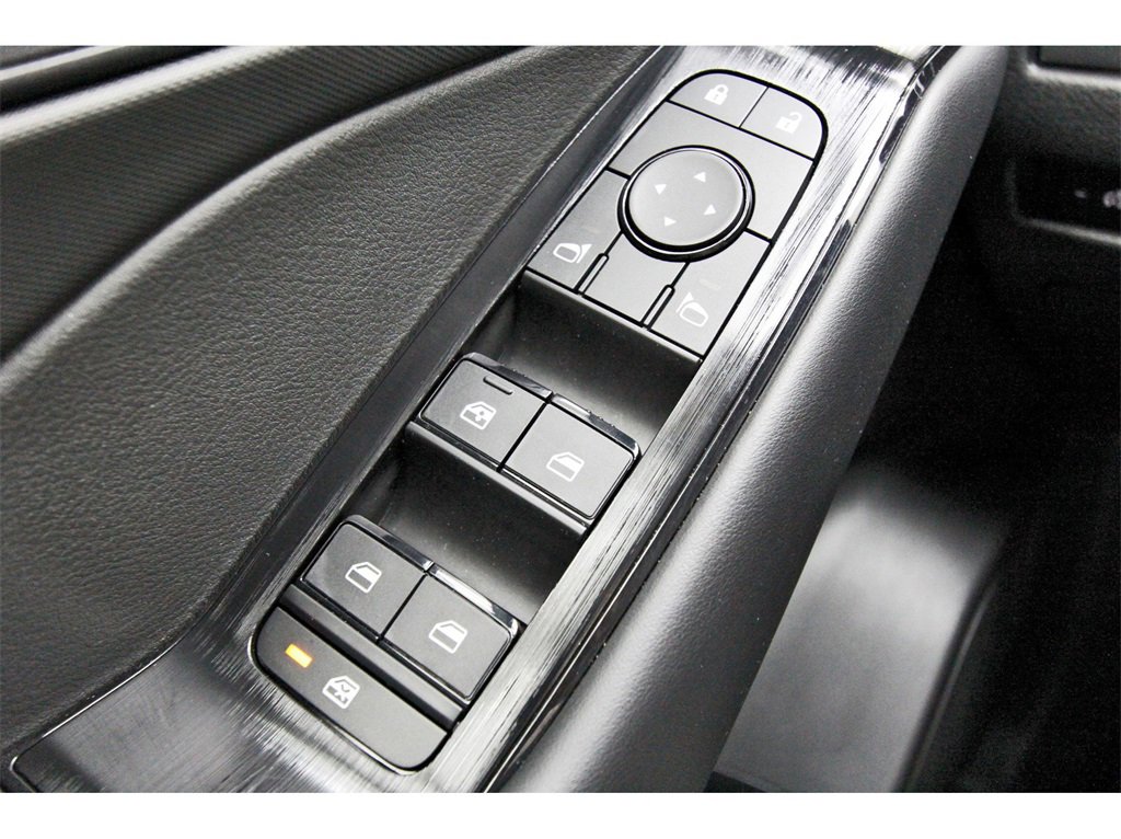 Certified 2024 Nissan Rogue S image 19