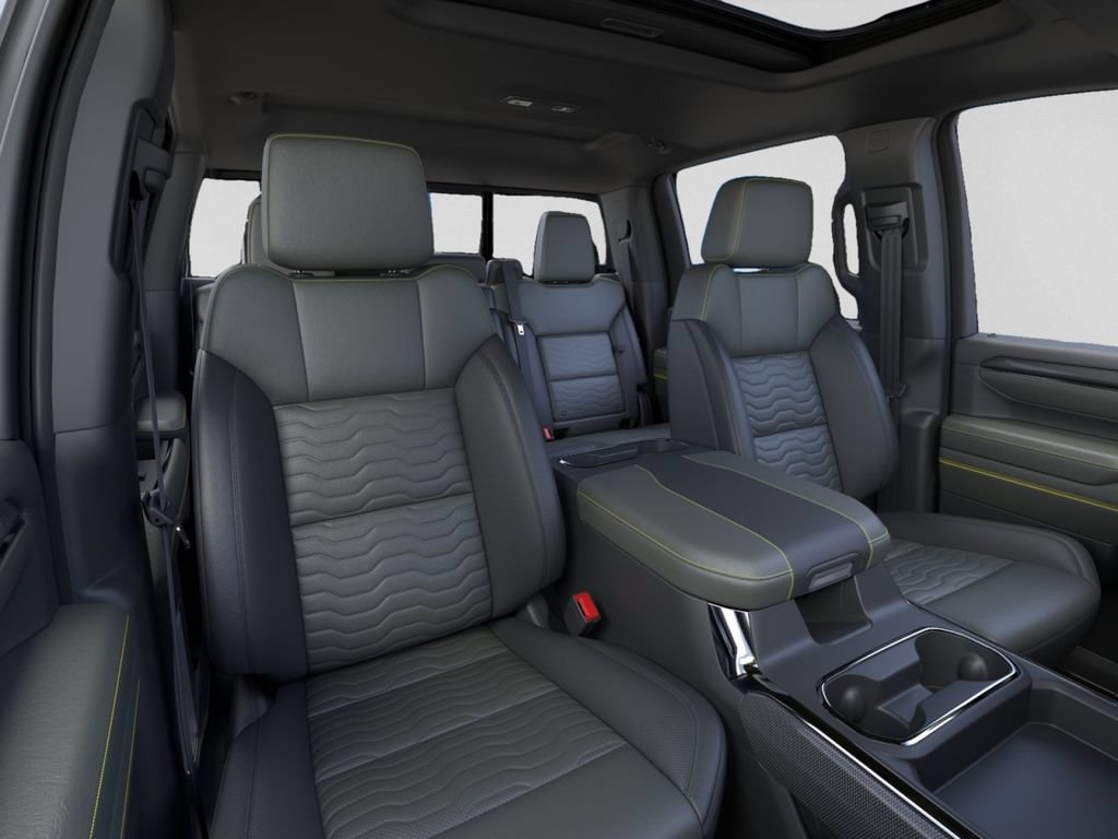 New 2026 Chevrolet Silverado 2500 ZR2 w/ LPO, Dark Essentials Package AWD/4WD image 18