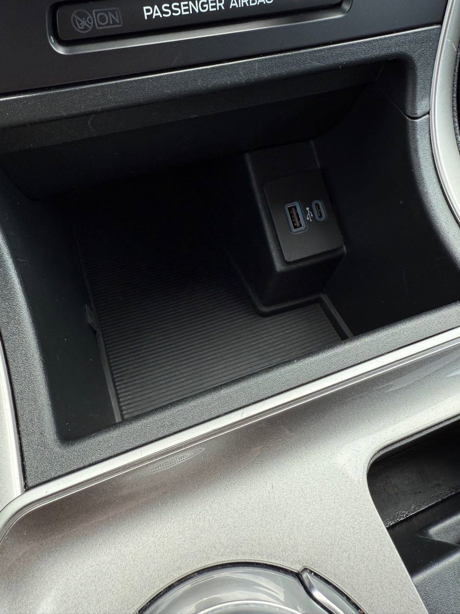 Used 2024 Ford Edge SEL image 24