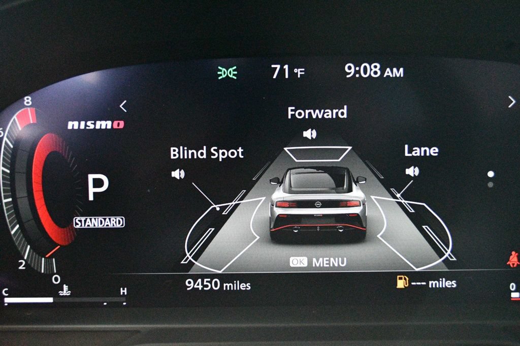 Used 2025 Nissan Z NISMO w/ Floor Mat Package RWD image 37