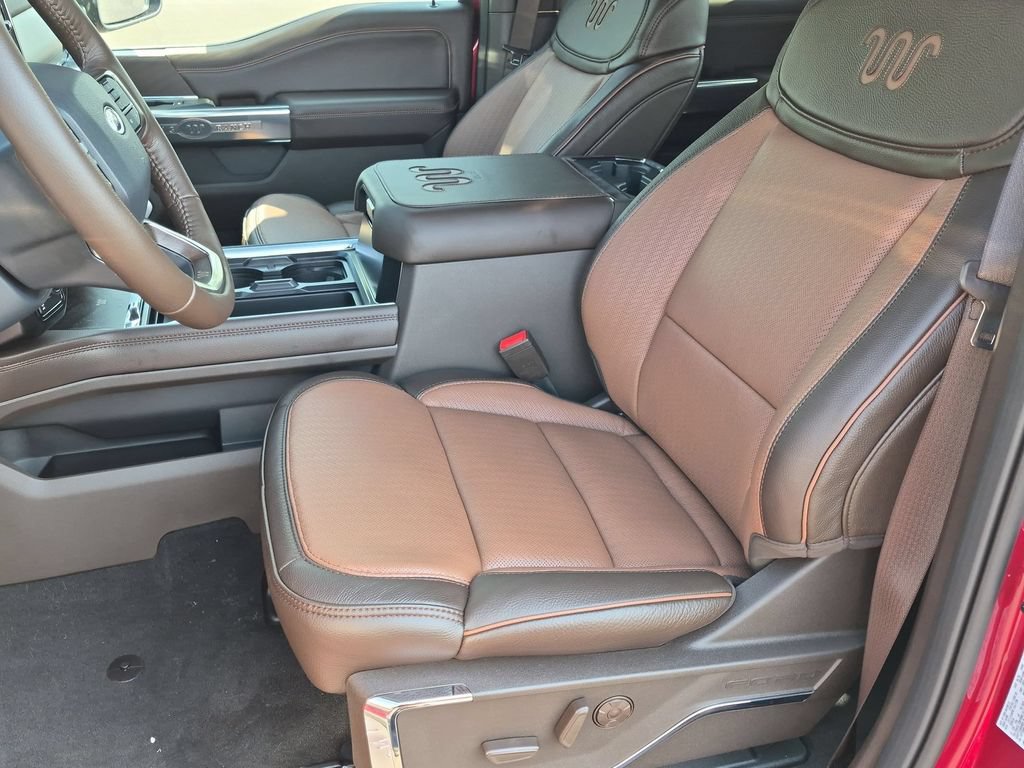 New 2026 Ford F350 King Ranch w/ FX4 Off-Road Package AWD/4WD image 16