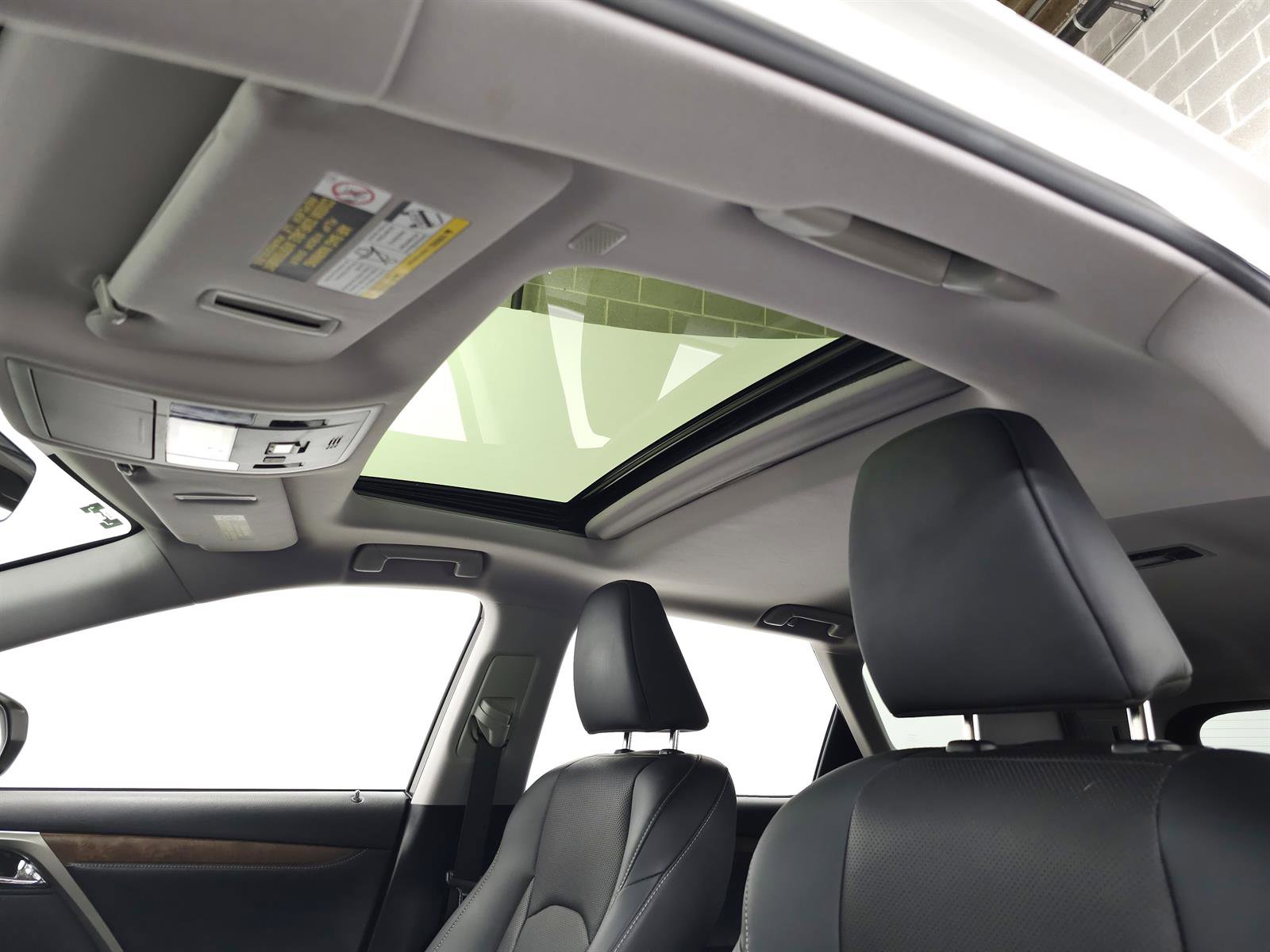 Used 2022 Lexus RX 350L FWD w/ Premium Package image 19
