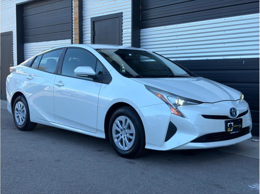 Used 2016 Toyota Prius Two w/ Preferred Accessory Package image 12