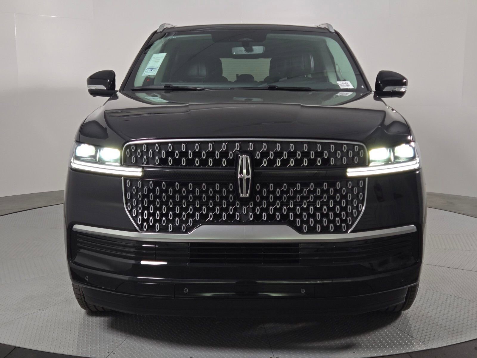 New 2025 Lincoln Navigator L Reserve image 10