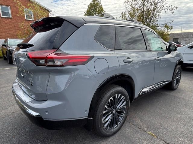 New 2026 Nissan Rogue Platinum image 3