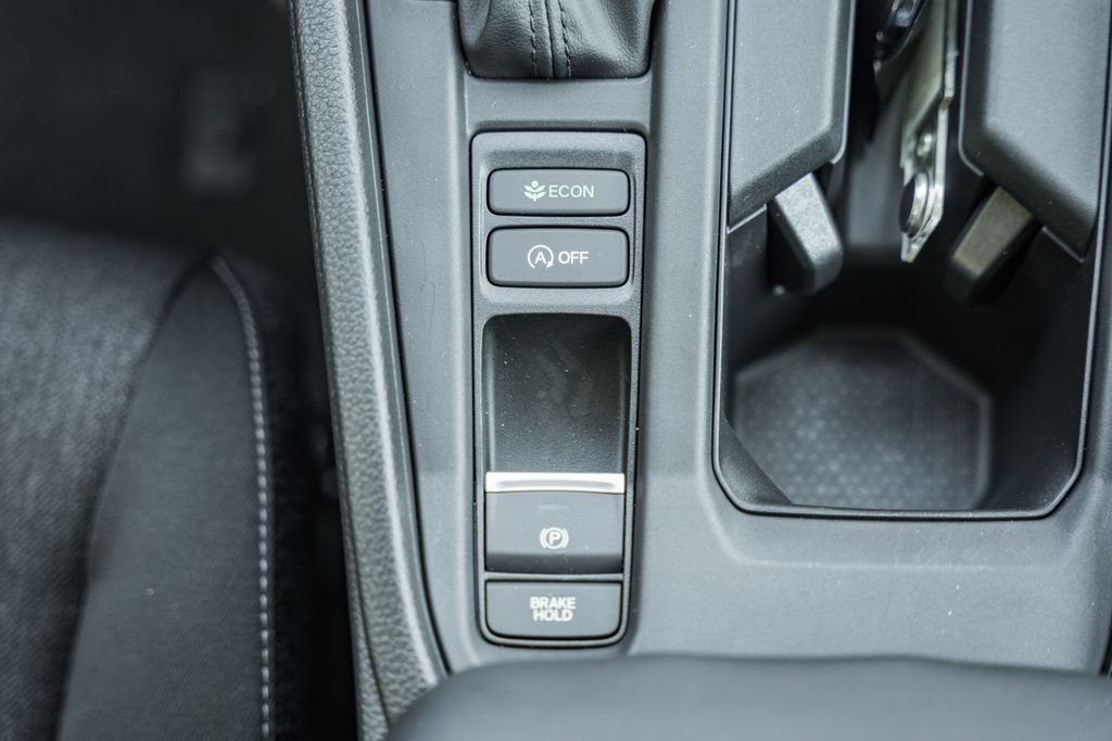 Certified 2025 Honda Accord SE image 21