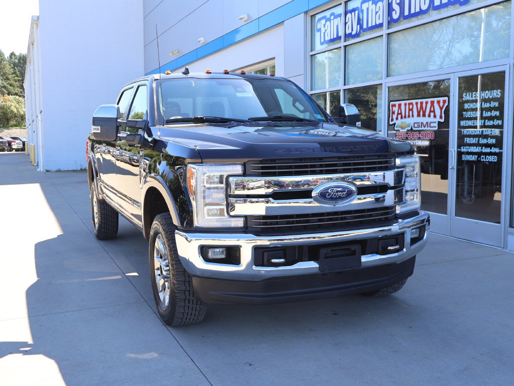 Used 2019 Ford F250 King Ranch w/ King Ranch Ultimate Package AWD/4WD image 2