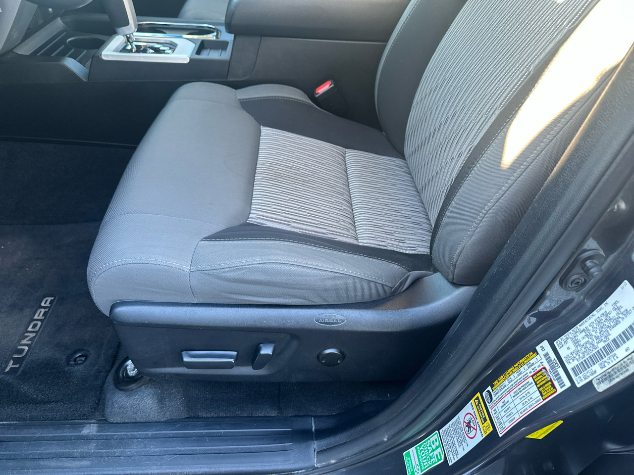 Used 2014 Toyota Tundra SR image 16