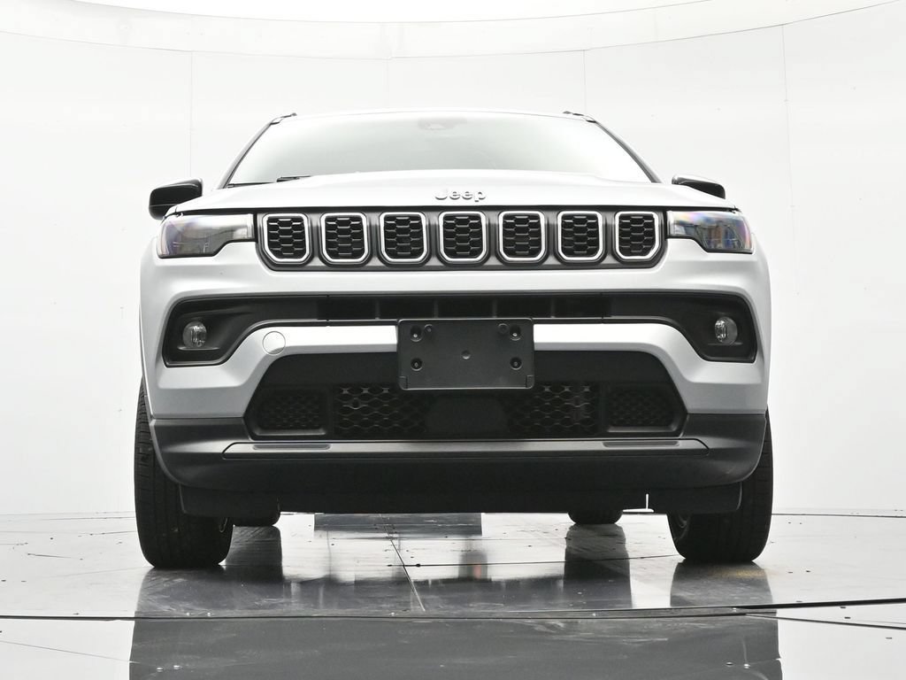 Used 2024 Jeep Compass Latitude AWD/4WD image 36