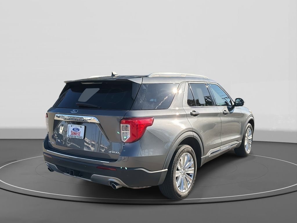 Certified 2022 Ford Explorer Limited w/ Limited Technology Package image 5