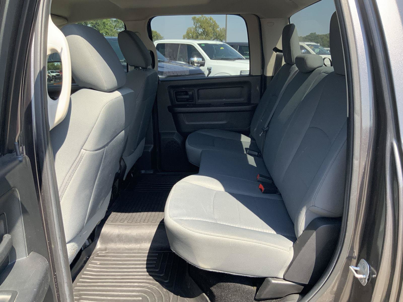 Used 2014 RAM 1500 Express AWD/4WD image 37