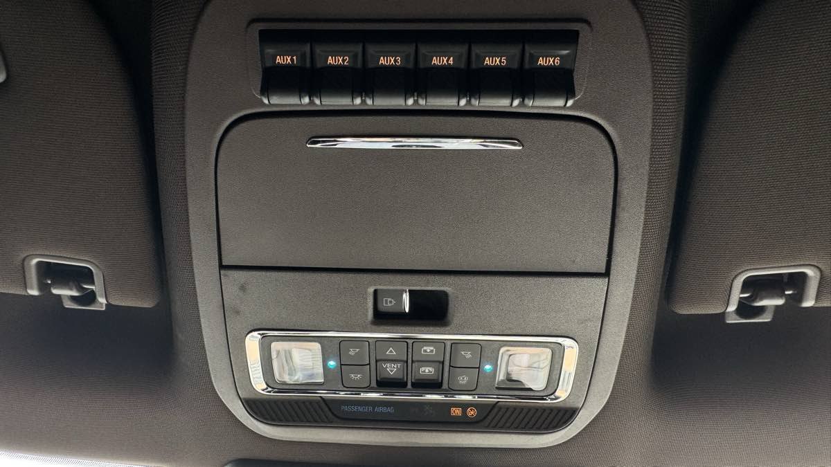 Used 2025 Ford F250 King Ranch w/ Chrome Package AWD/4WD image 34