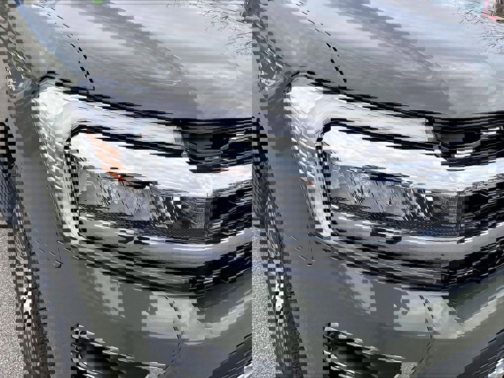 Used 2024 Ford Expedition Limited image 32