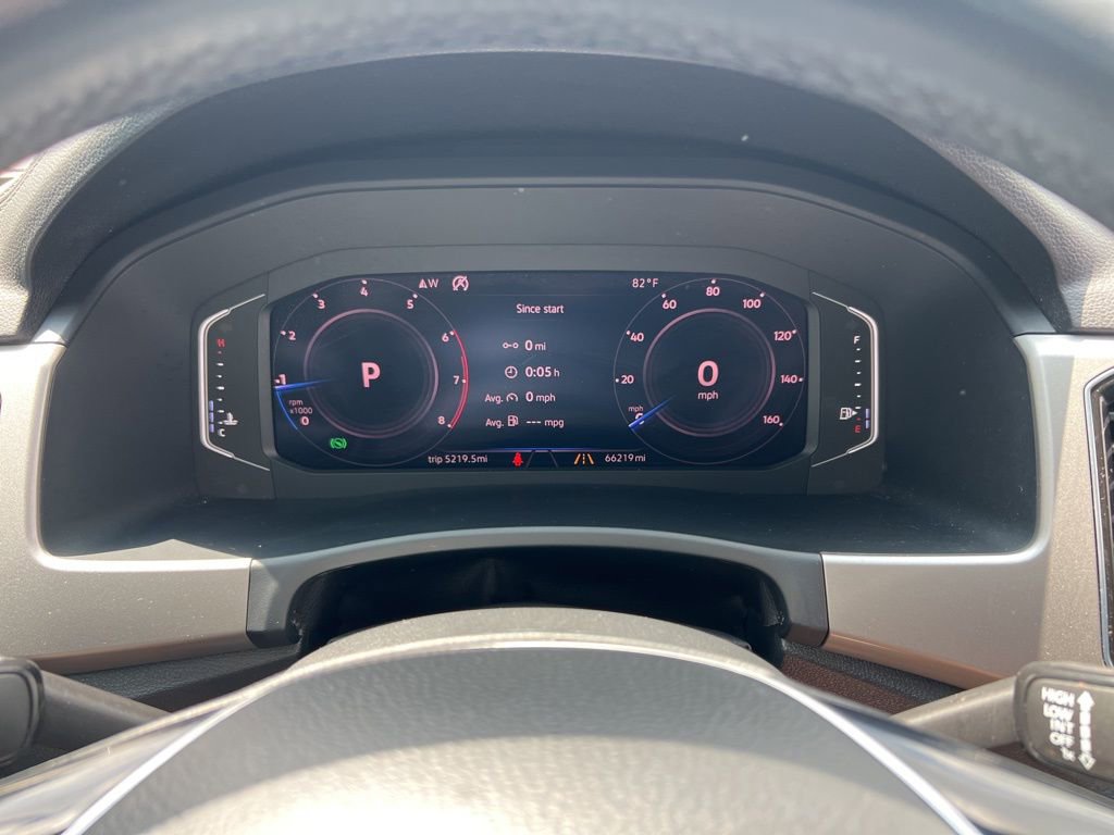 Used 2019 Volkswagen Atlas SEL R-Line FWD image 16
