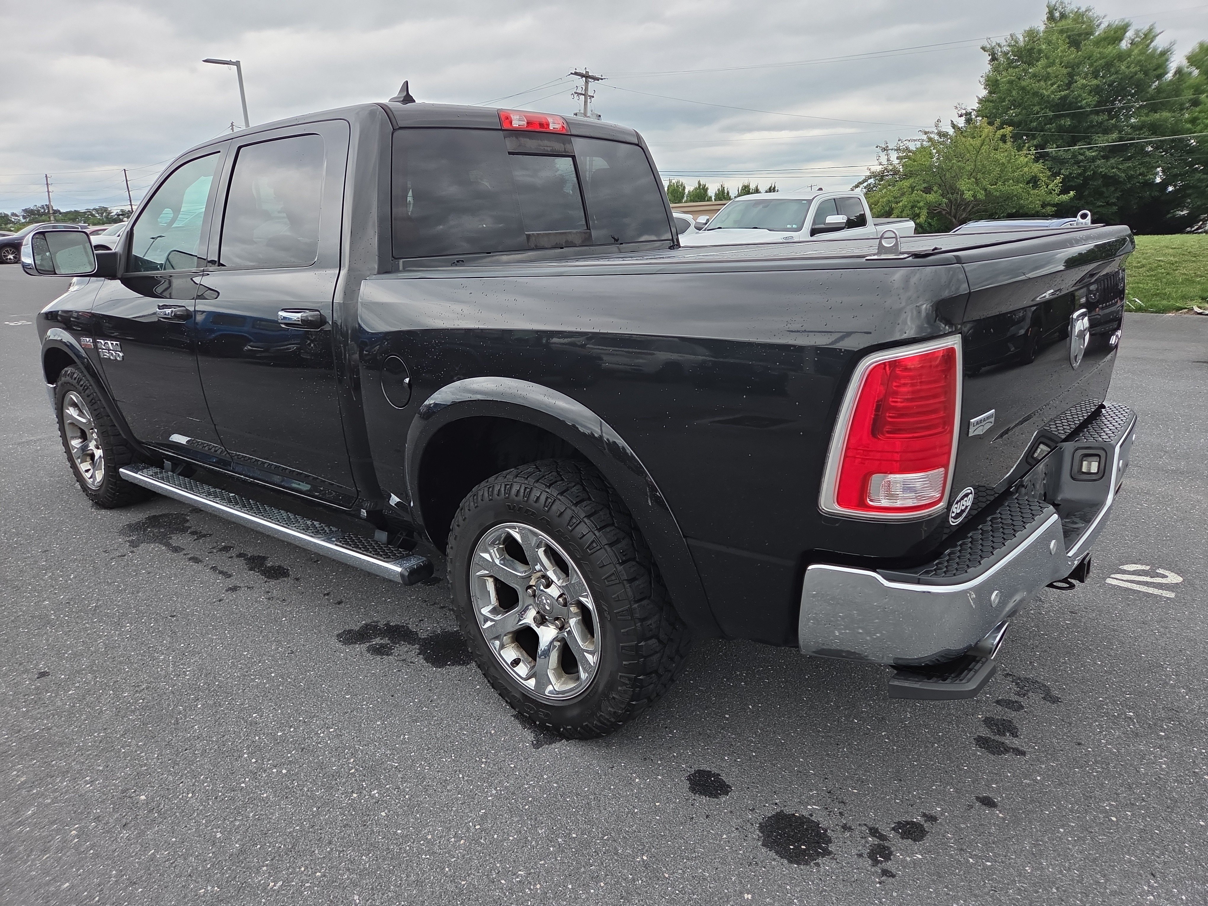 Used 2017 RAM 1500 Laramie w/ Convenience Group AWD/4WD image 12