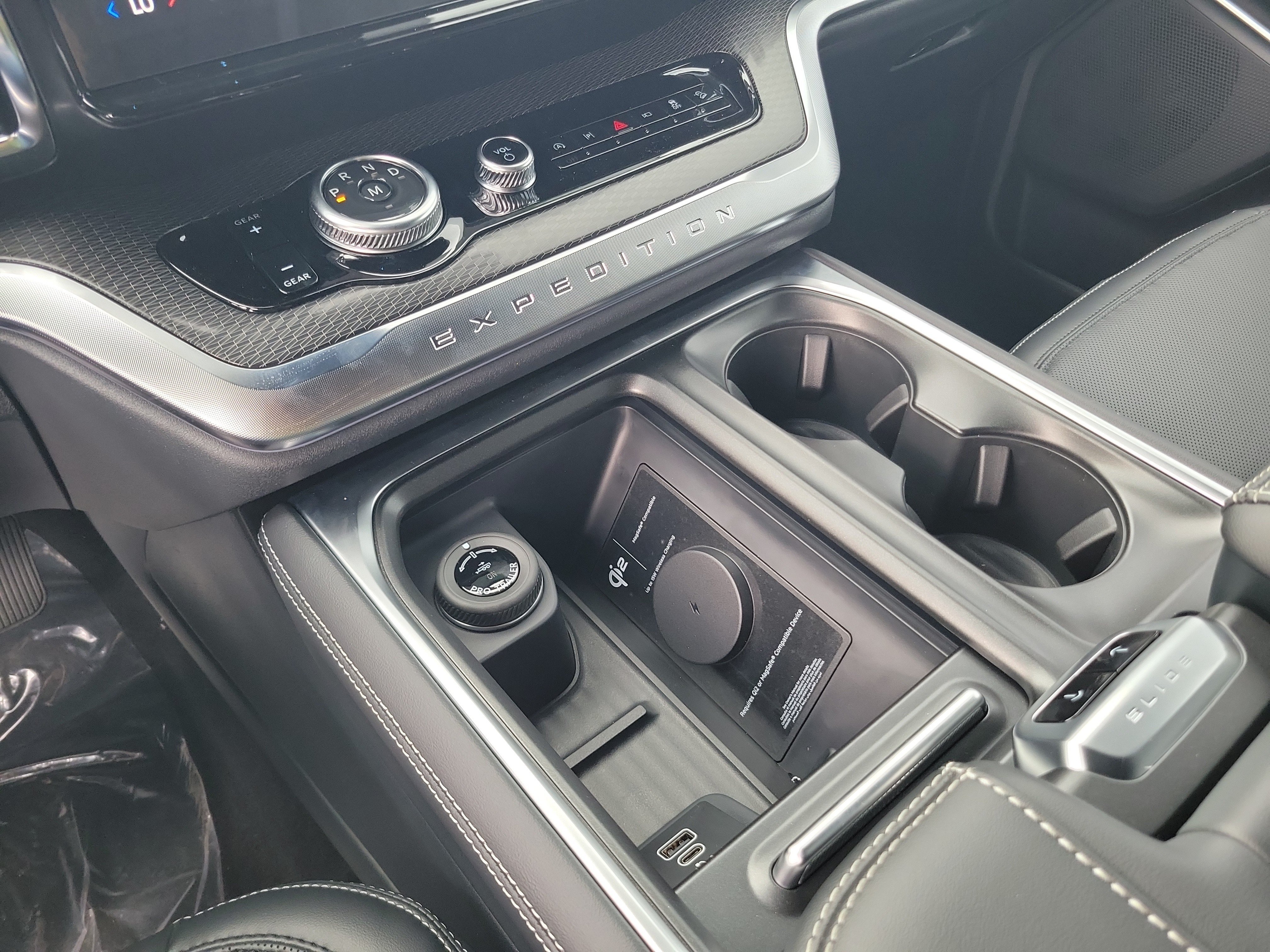 New 2027 Ford Expedition Max Platinum w/ Stealth Performance Package AWD/4WD image 19