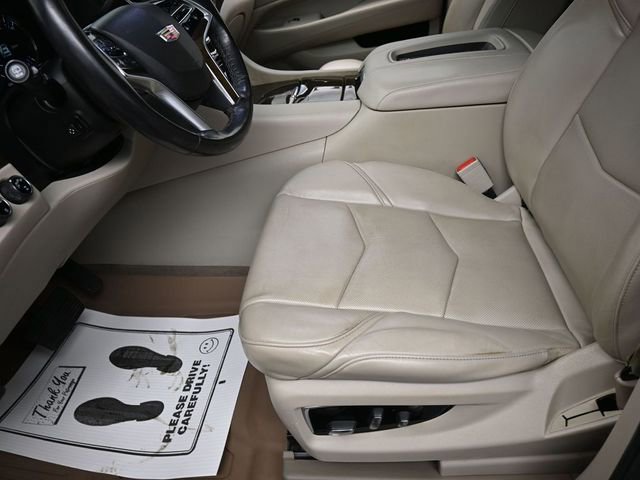 Used 2019 Cadillac Escalade Luxury image 15